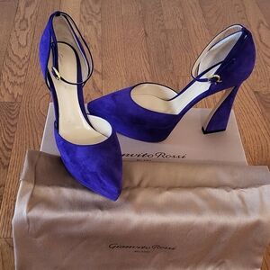 Gianvito Rossi Purple Heels